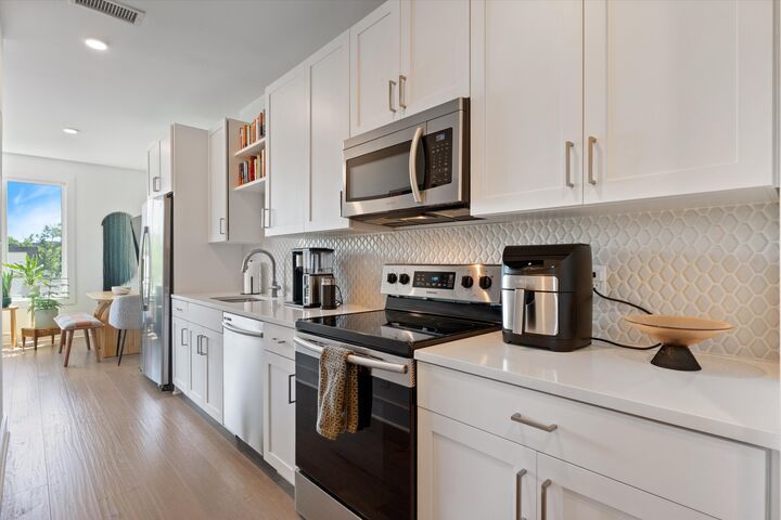 Property Photo:  1041 E Trinity Ln 419  TN 37216 