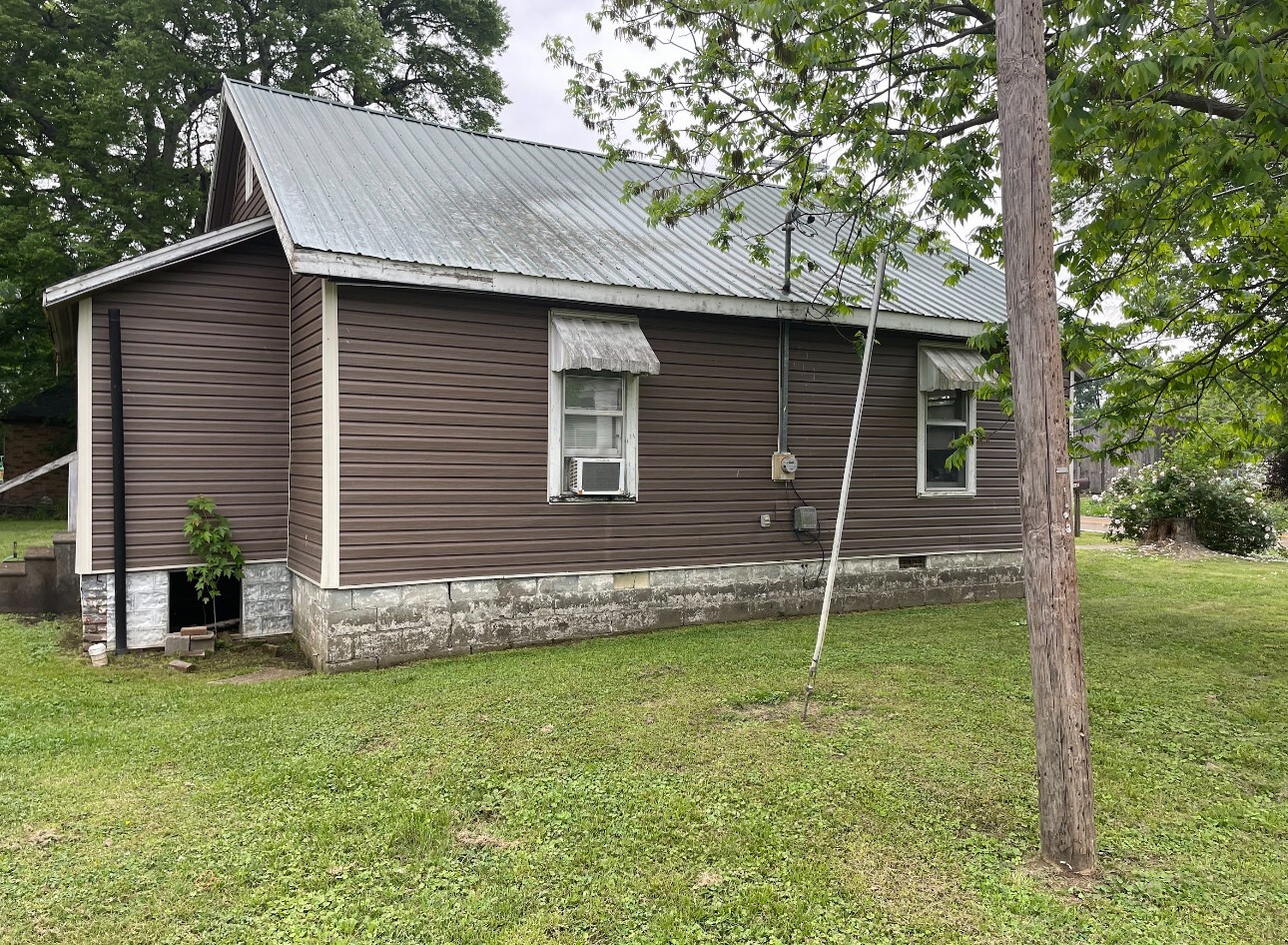 Property Photo: 3442 E Cross St TN 38253