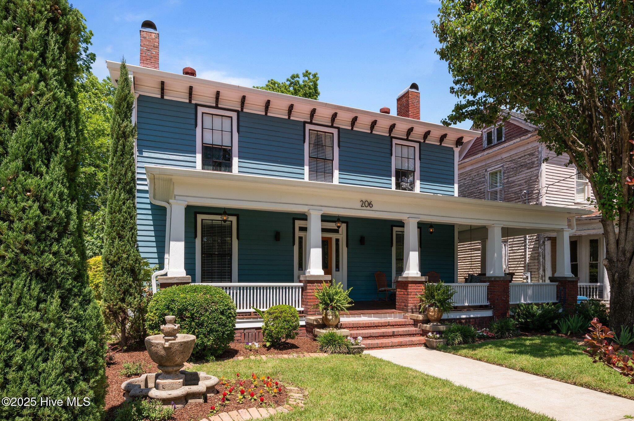 Property Photo: 206 E 2nd Street NC 27889