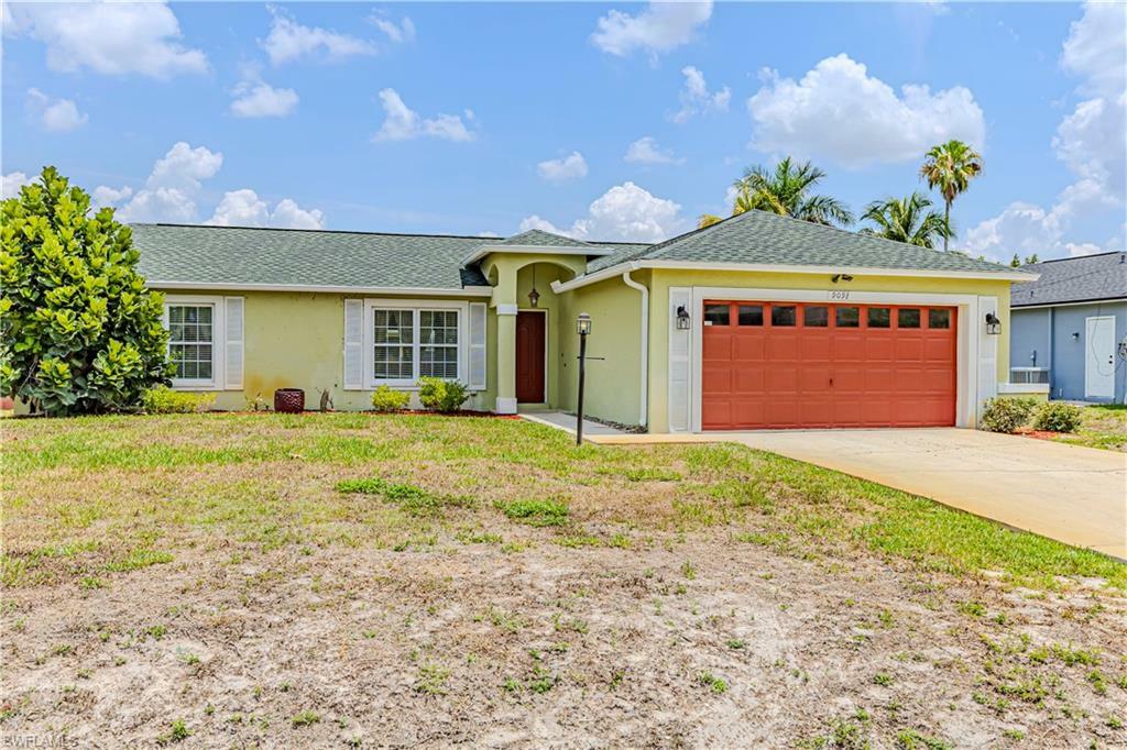 Property Photo:  9091 Cypress Dr N  FL 33967 