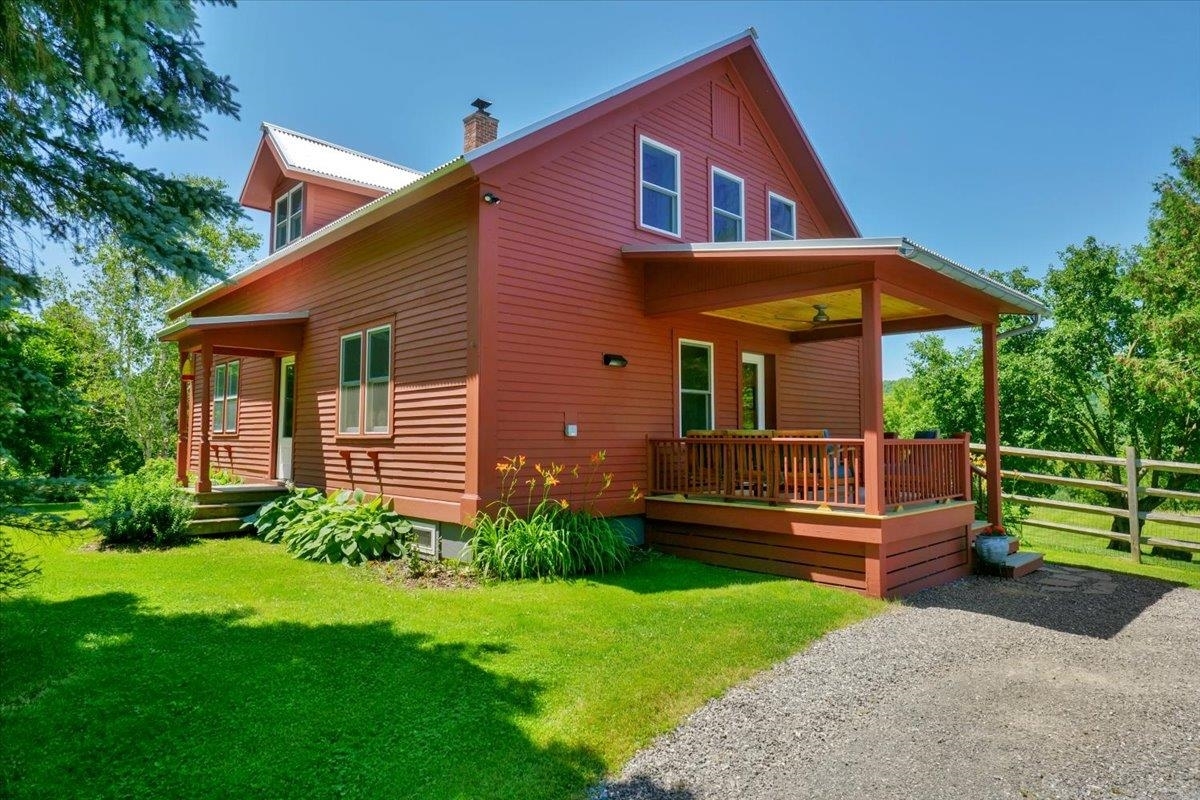 Property Photo: 3300 Baldwin Road VT 05461