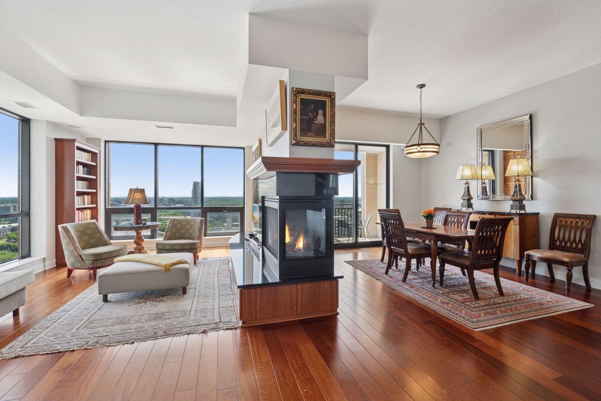 Property Photo: 100 3rd Avenue S 3301 MN 55401