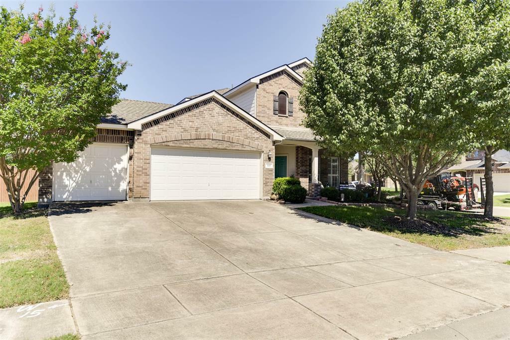 Property Photo: 115 Roundup Road TX 75165