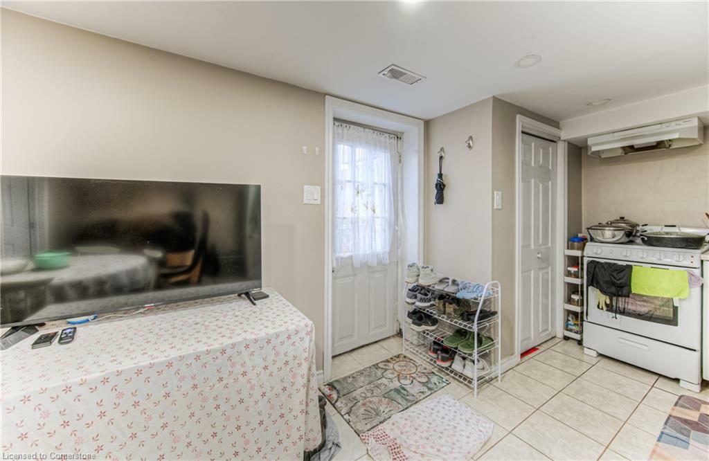 Property Photo: 3 Brock Street ON N2M 1A4
