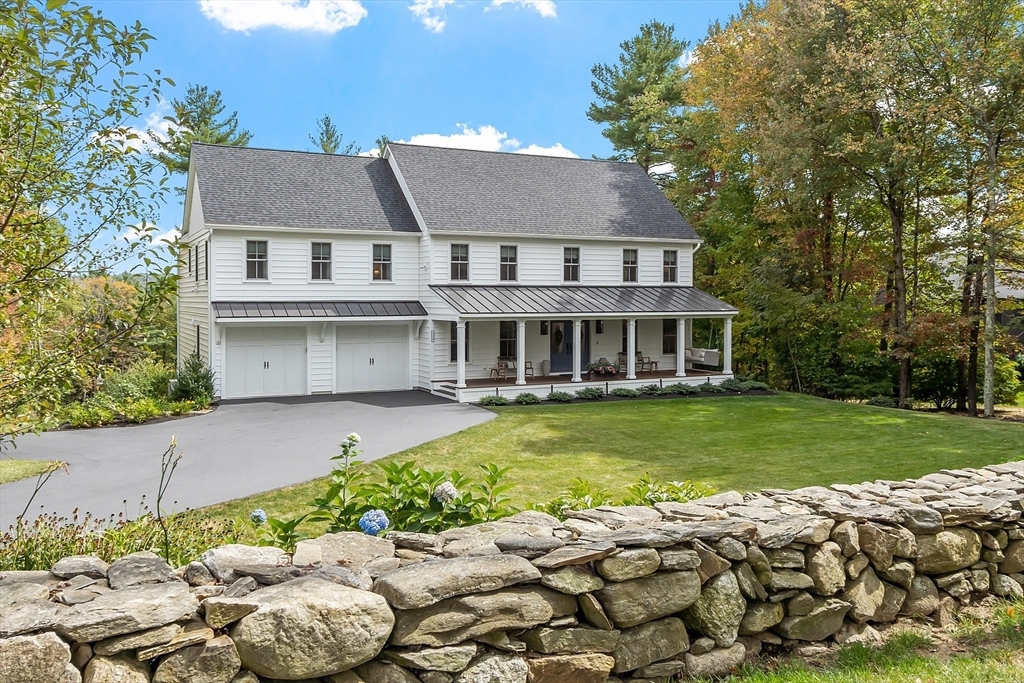 Property Photo: 124 Osgood Rd MA 01507