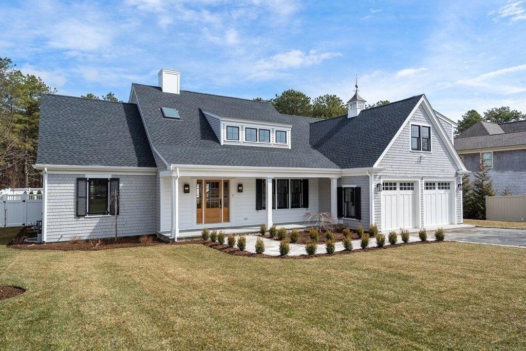 Property Photo: 10 Dawson Way MA 02536