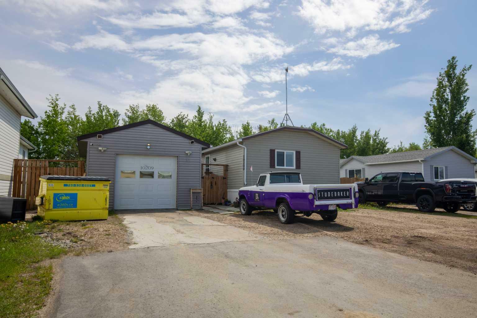 10209 95 Street  Clairmont AB T0H 0W0 photo