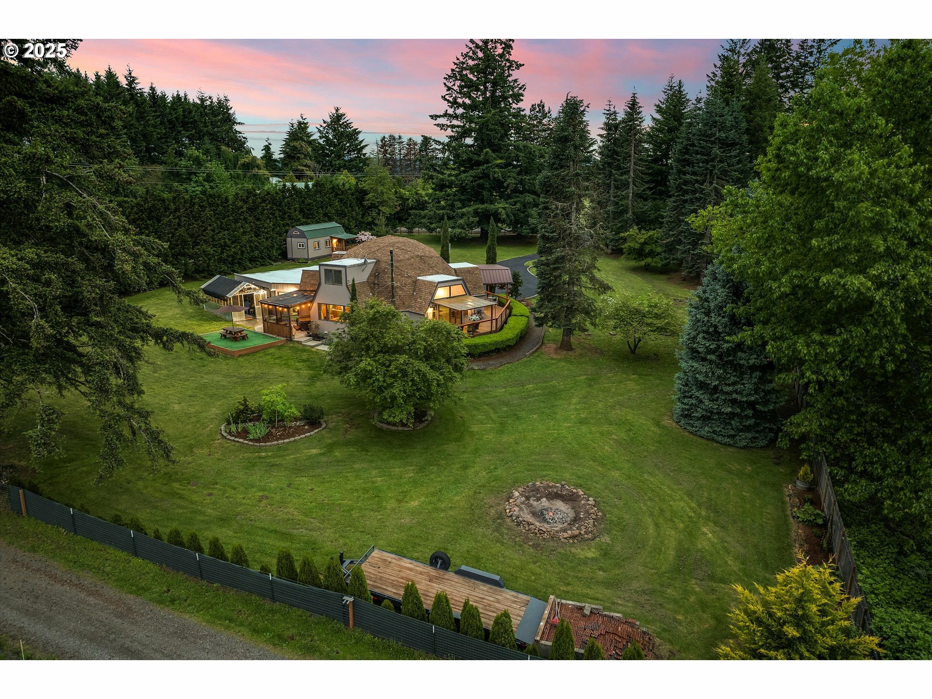 Property Photo: 22690 S Springwater Rd OR 97023