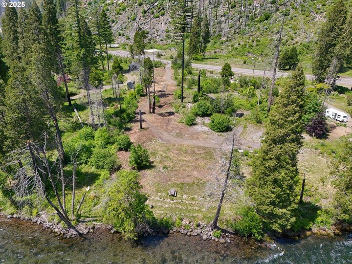 Property Photo:  52984 McKenzie Hwy  OR 97413 