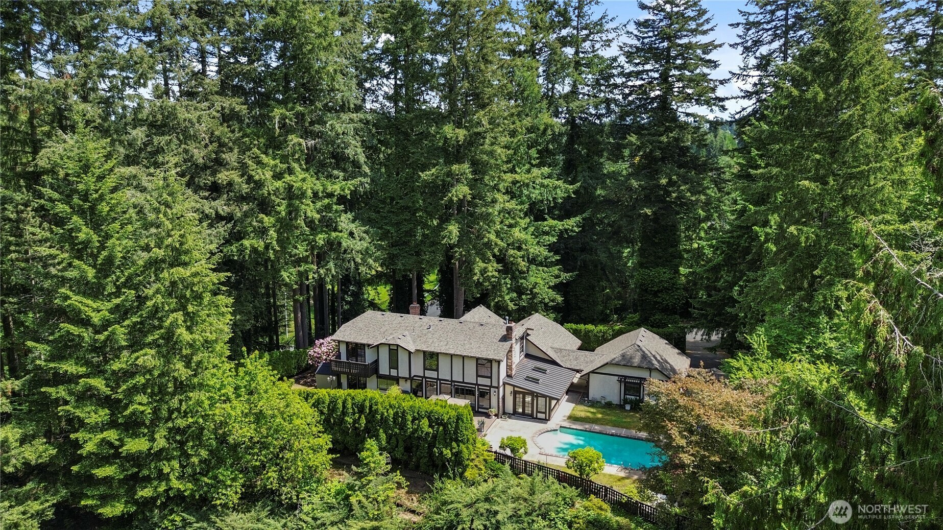 Property Photo: 21102 31st Ave SE WA 98021