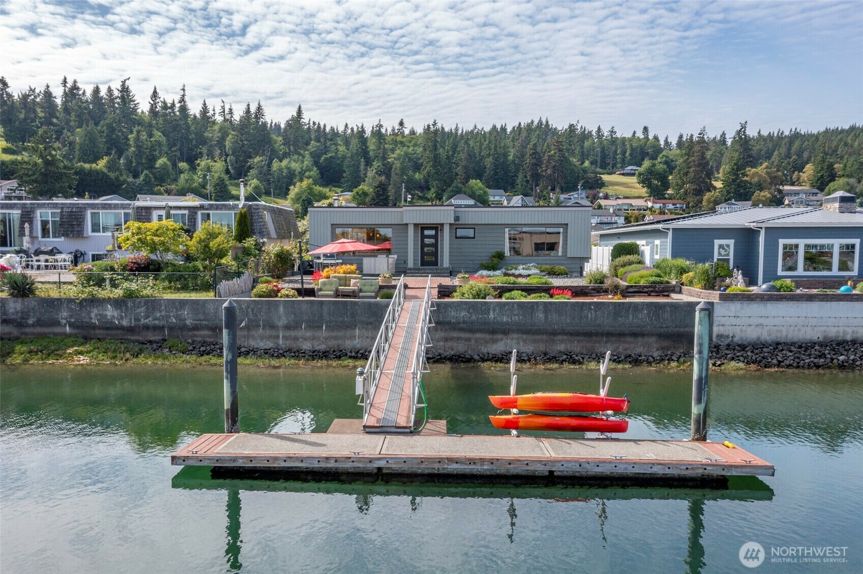 2222  Mariners Way  Oak Harbor WA 98277 photo