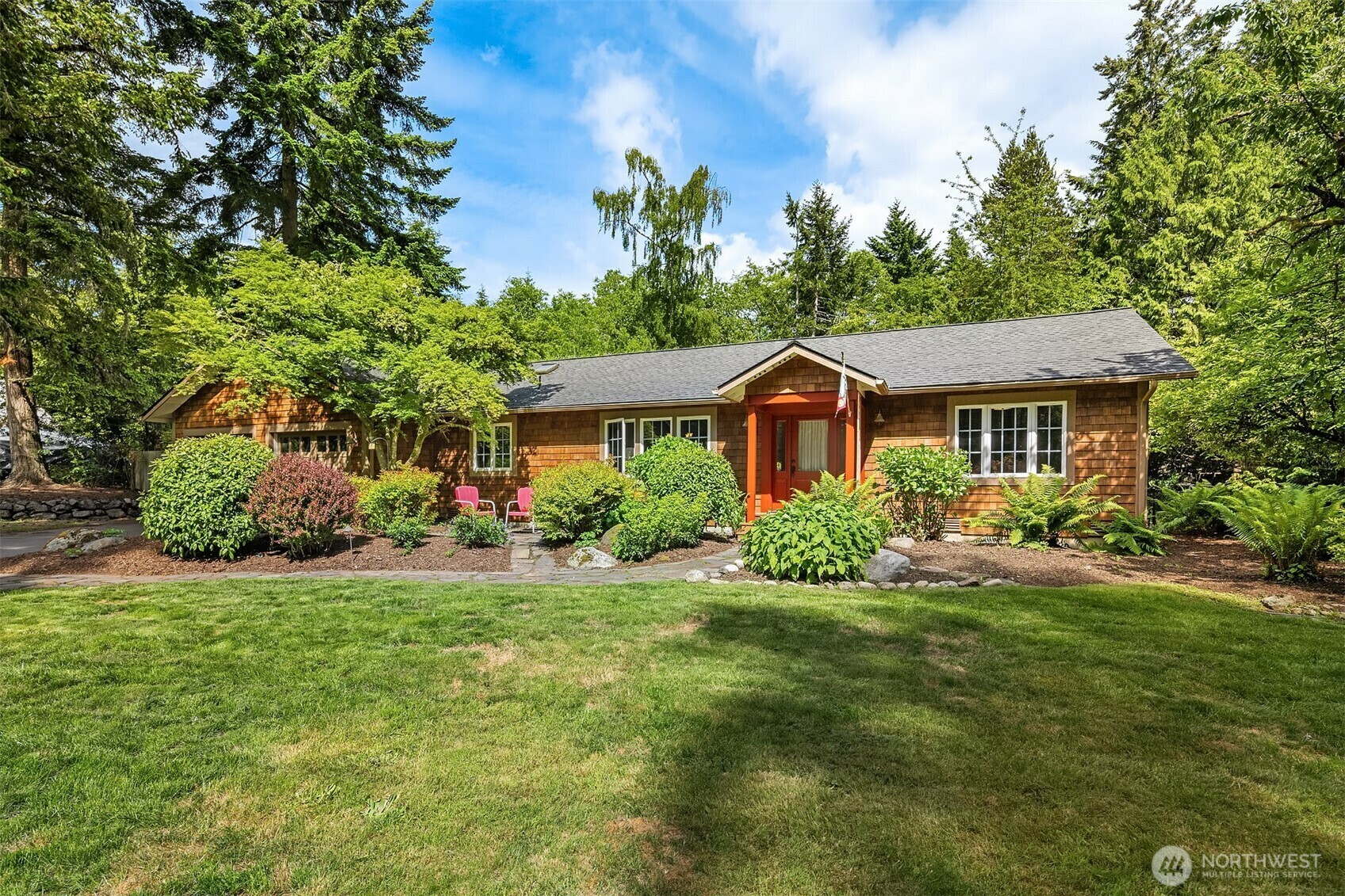 Property Photo: 11002 Hyla Avenue NE WA 98110