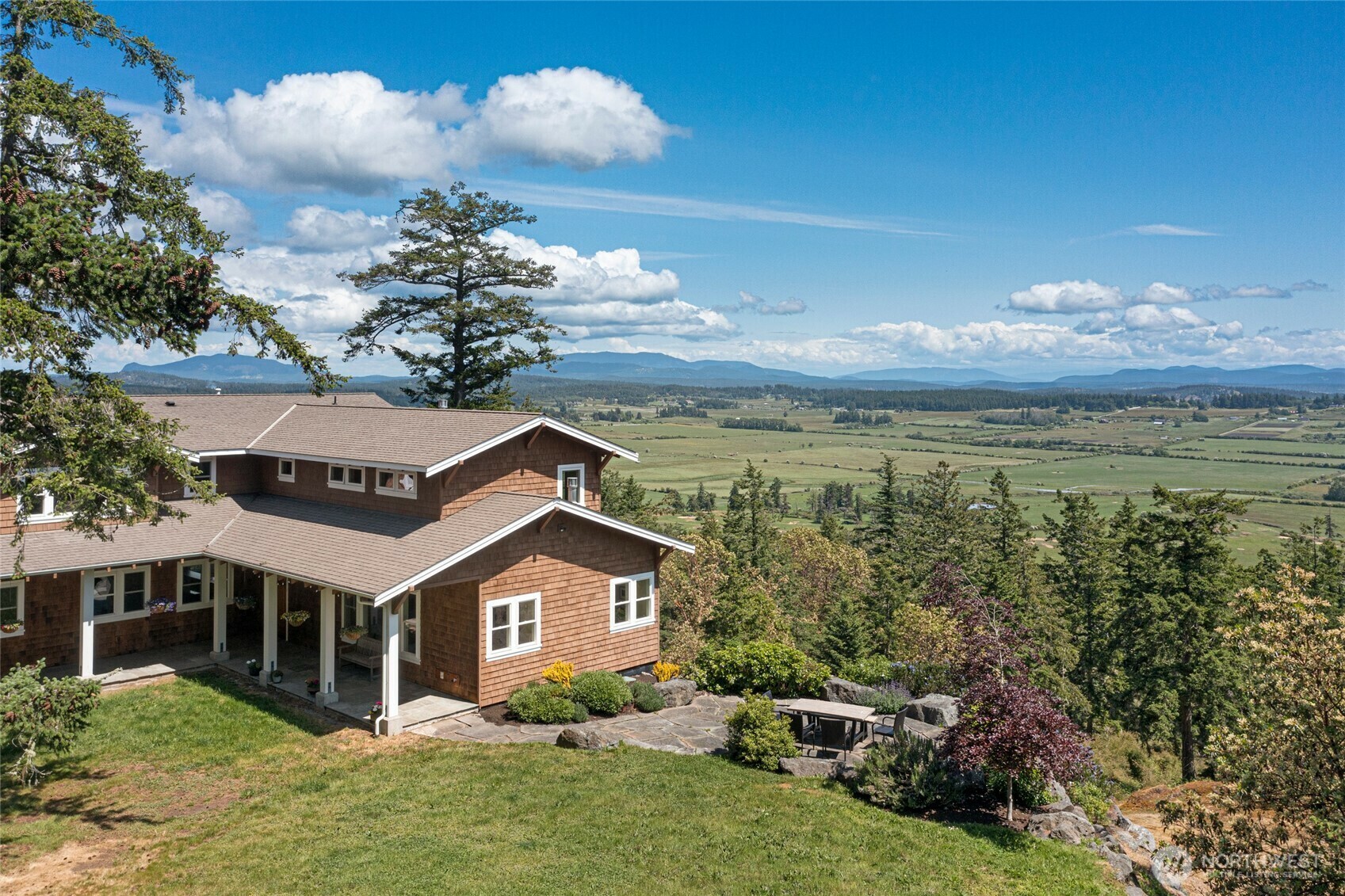 Property Photo: 148 Yarrow Road WA 98250