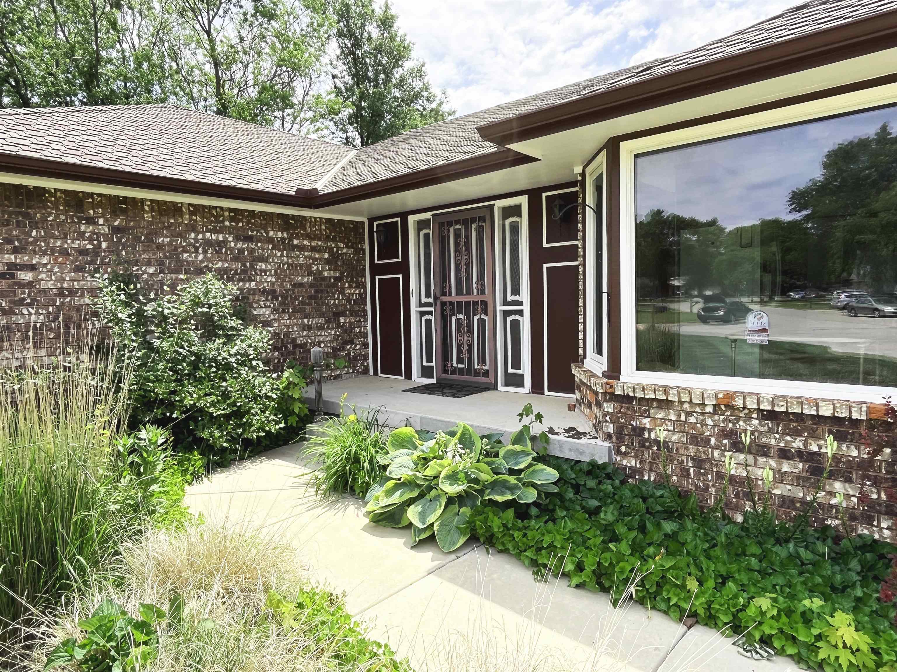 Property Photo: 2534 S Yellowstone Cir KS 67215