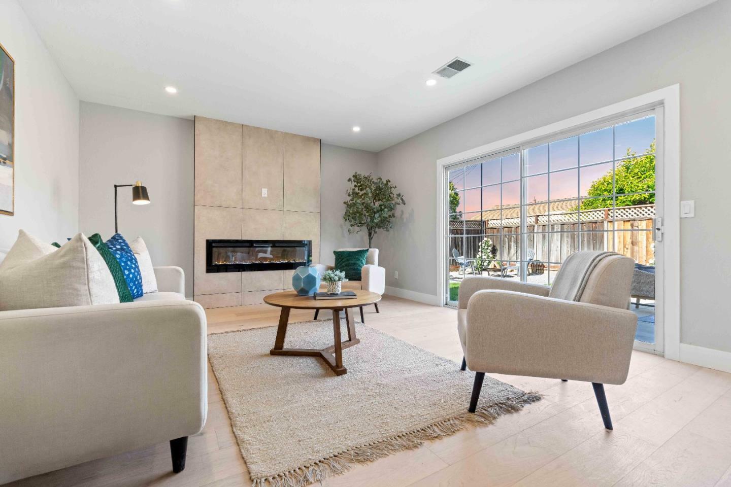 Property Photo: 5690 Drysdale Drive CA 95124