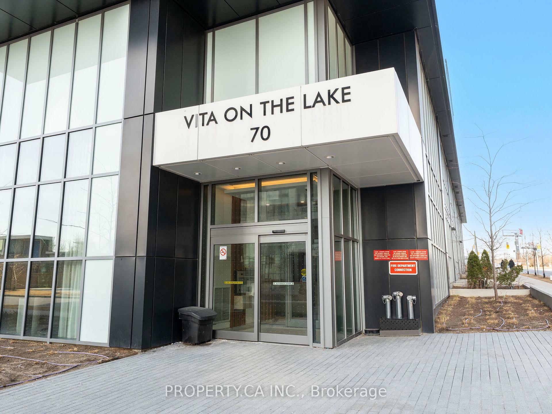 Photo de la propriété: 70 Annie Craig Drive 5308 ON M8V 0G2