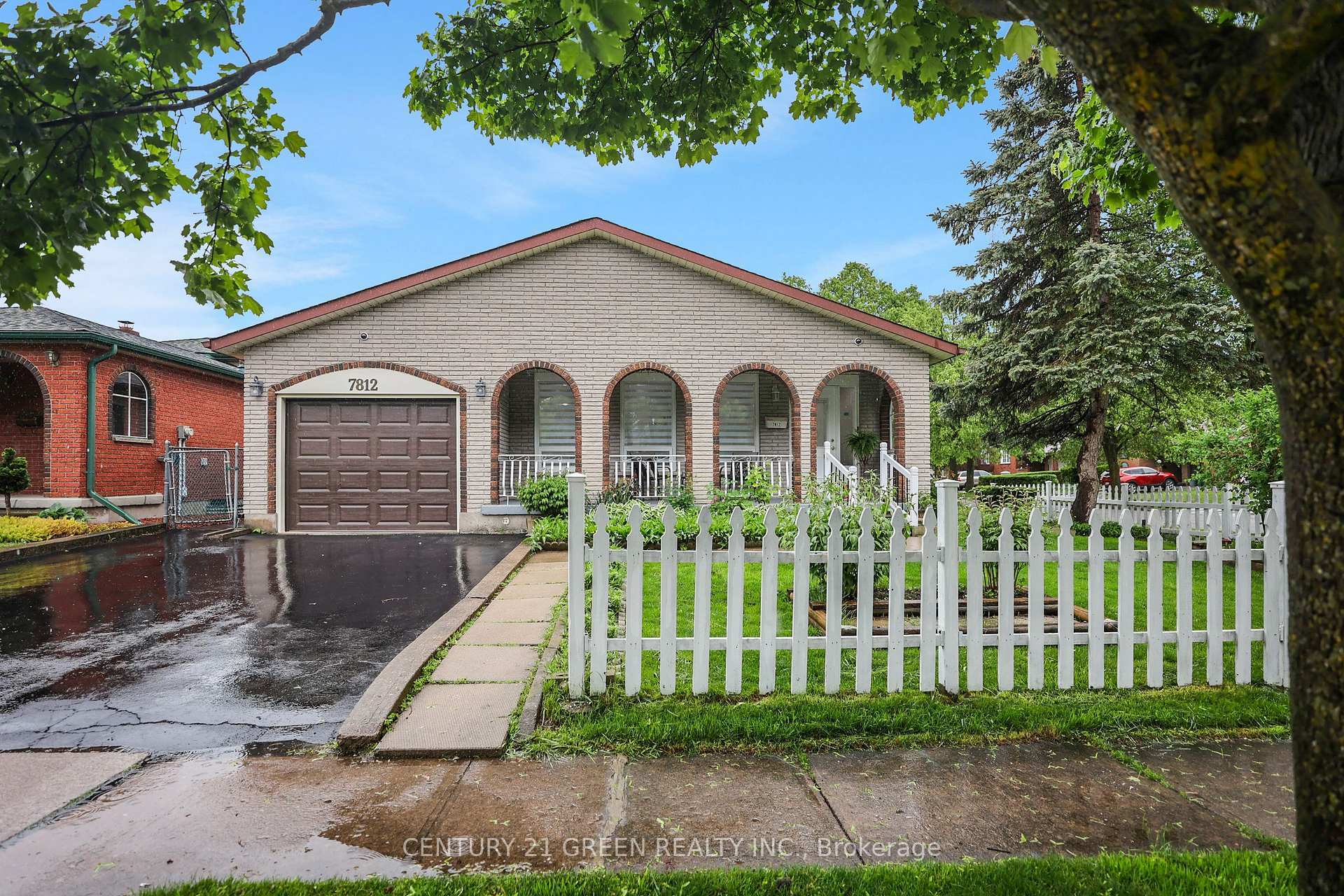 Photo de la propriété: 7812 Badger Road ON L2H 2J5
