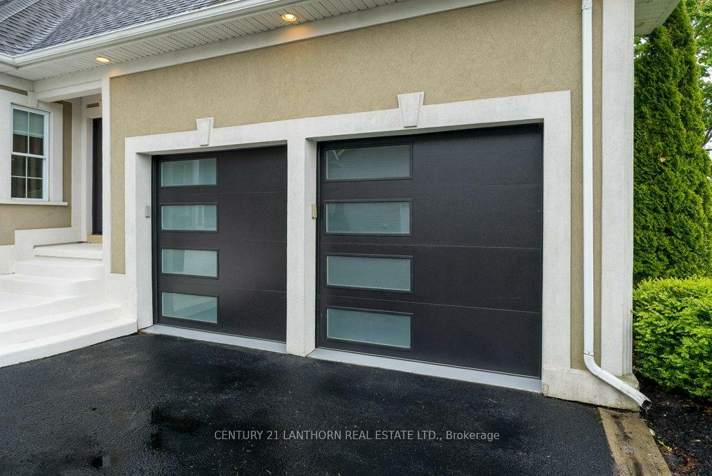 Property Photo: 62 Davey Crescent ON K7N 1X7