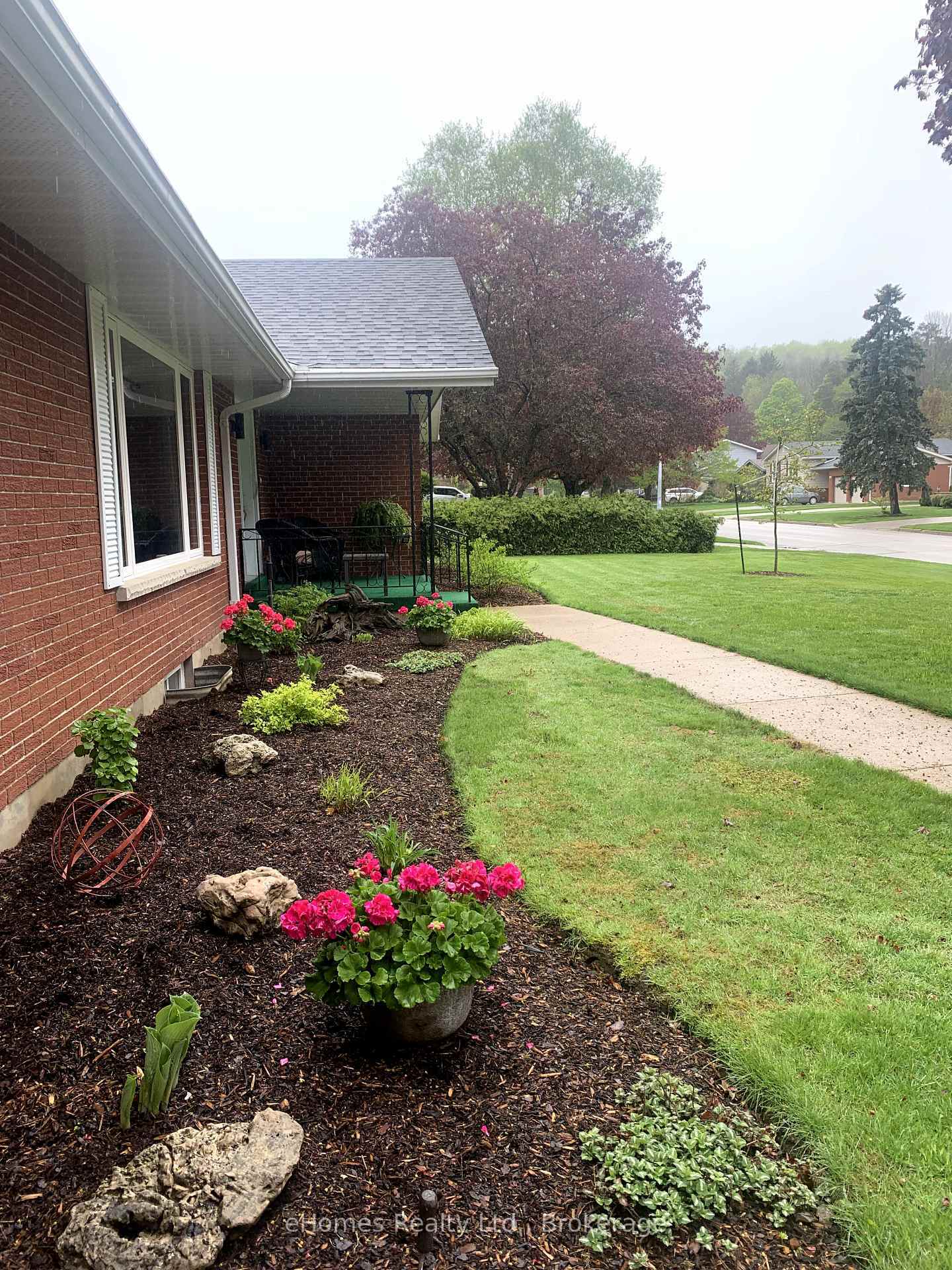 Property Photo: 525 4th A Street W ON N4K 6A4