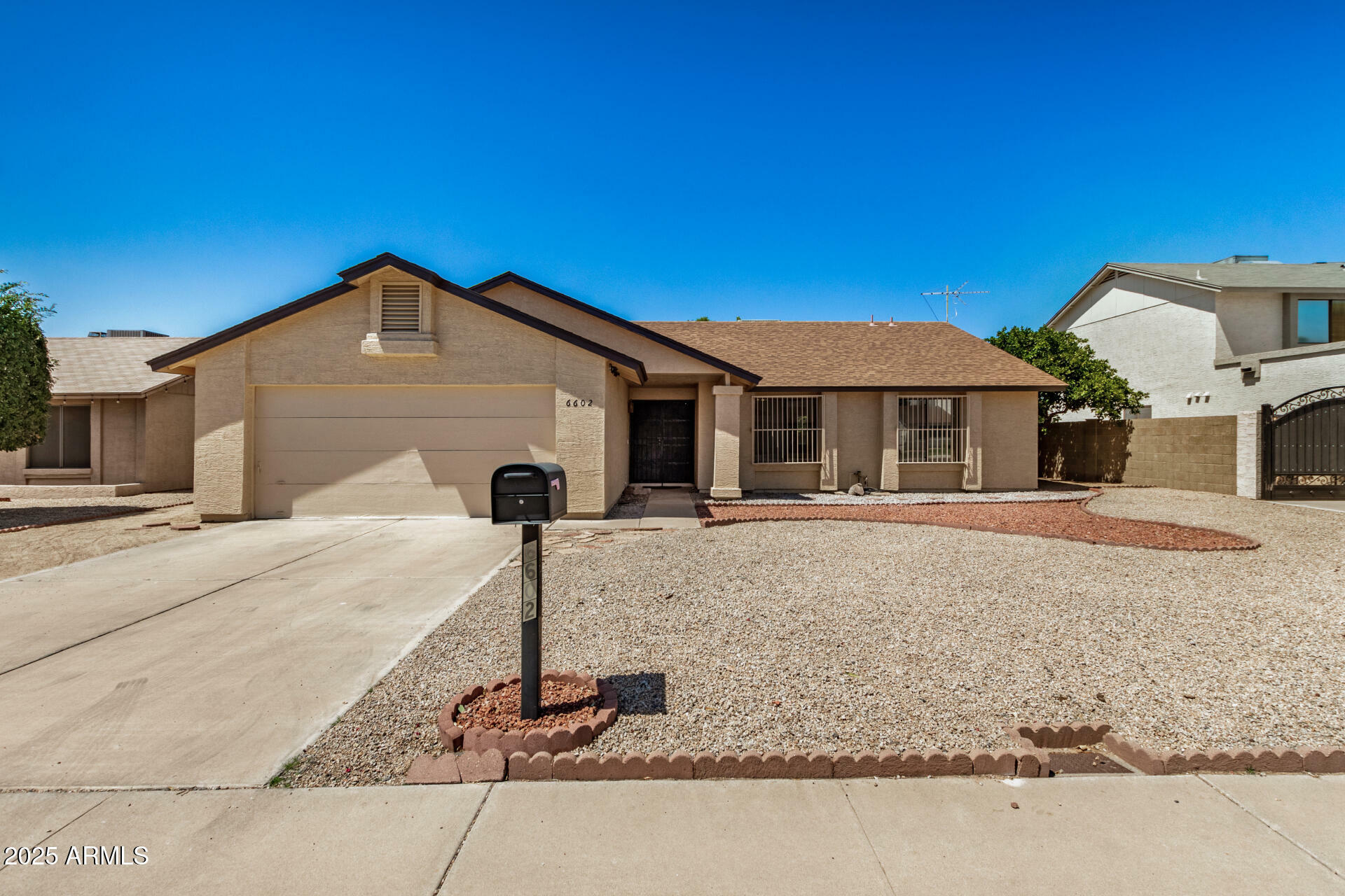 Property Photo: 6602 W Ironwood Drive AZ 85302