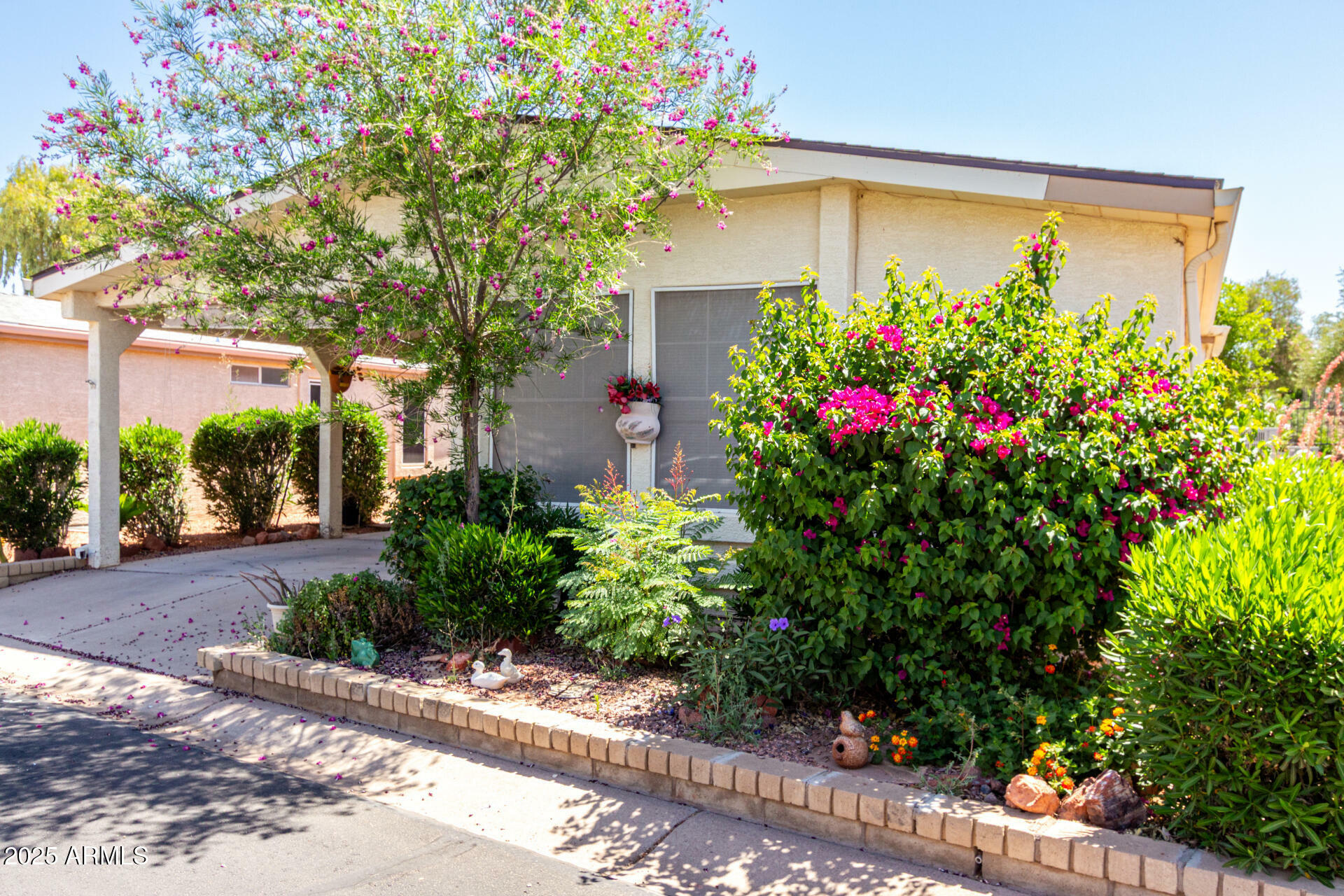Property Photo: 6391 S Oakmont Drive AZ 85249