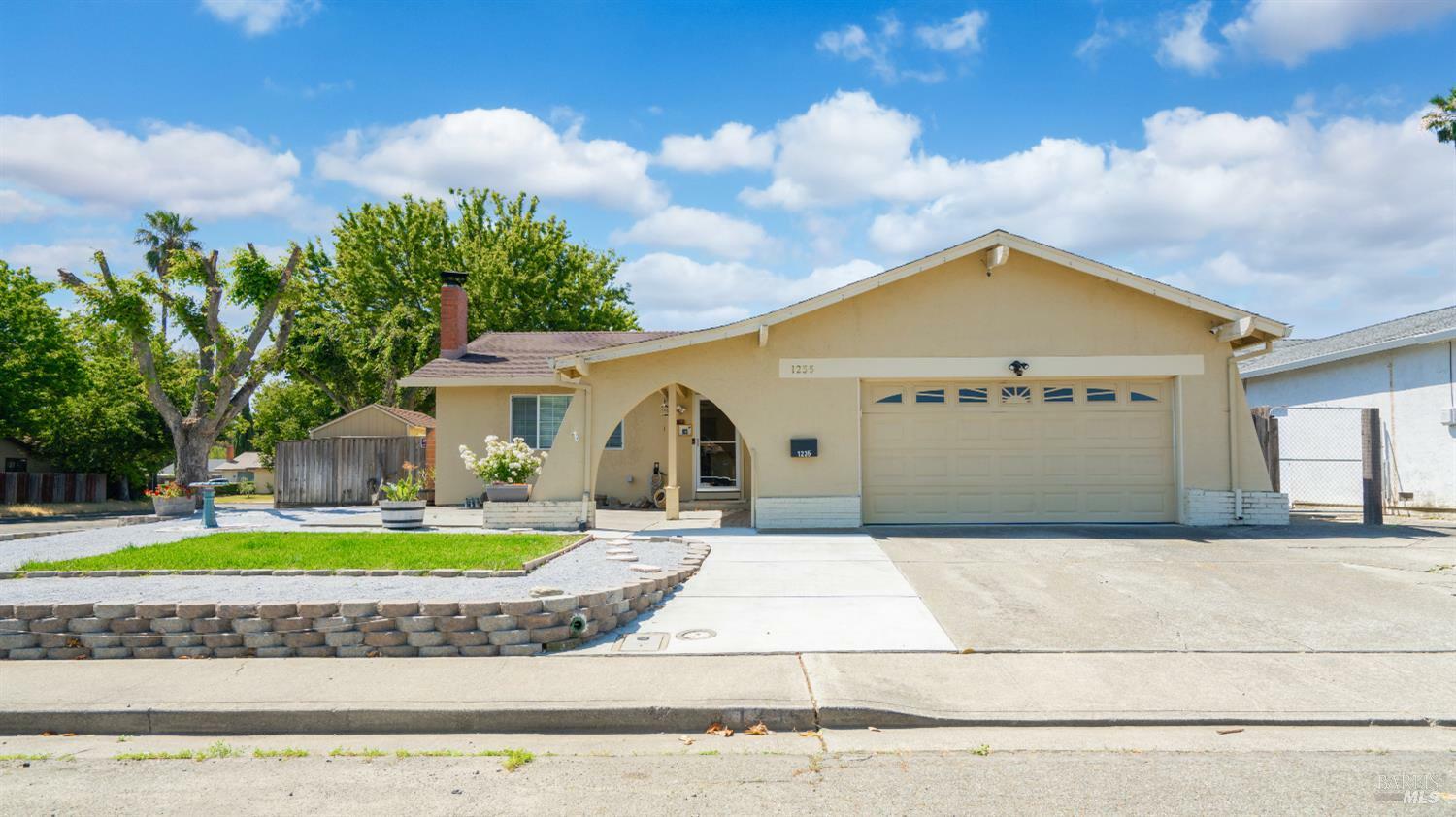Property Photo: 1235 Willet Court CA 94533