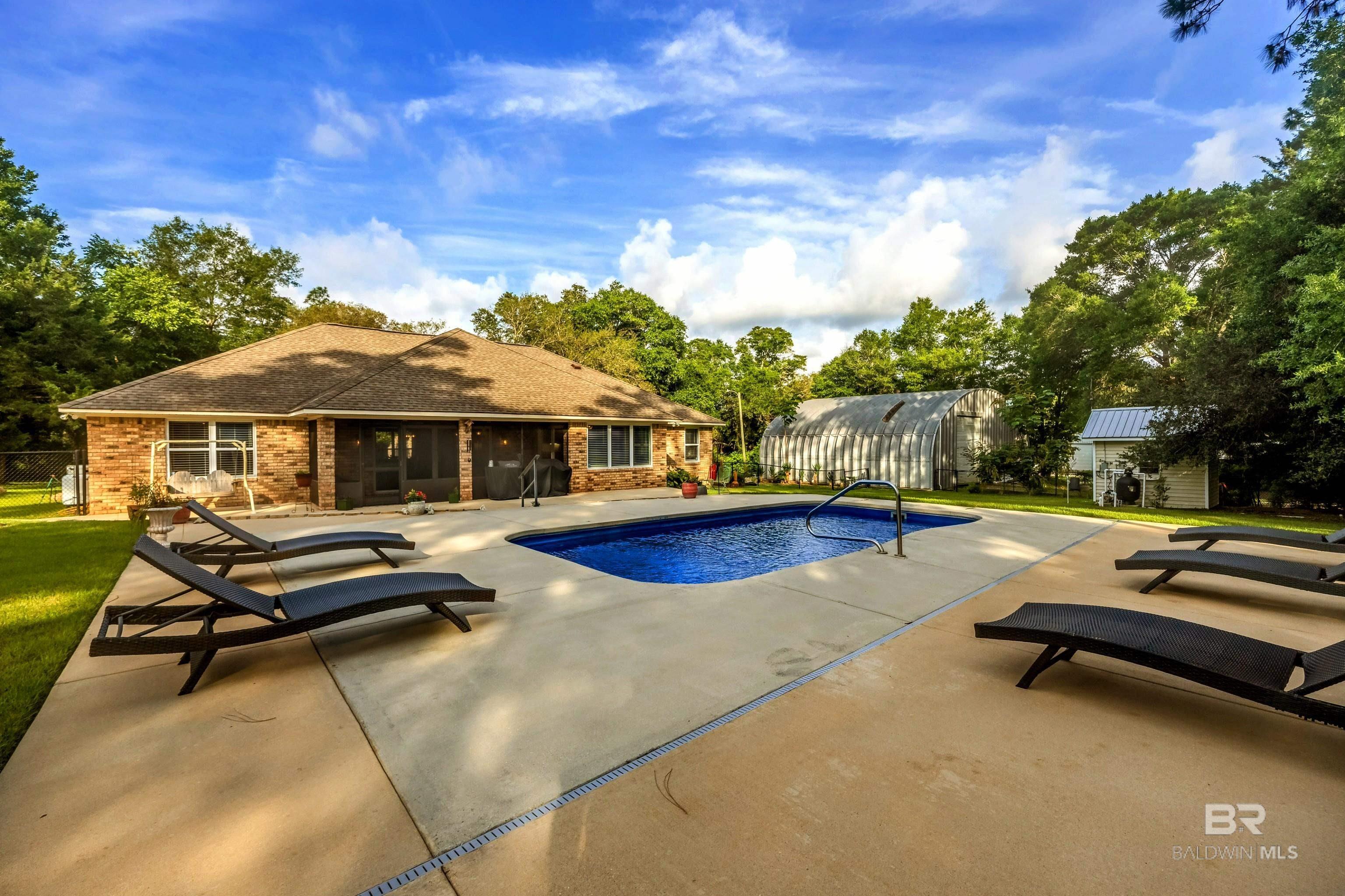 Property Photo: 9638 Wills Lane AL 36549-0000