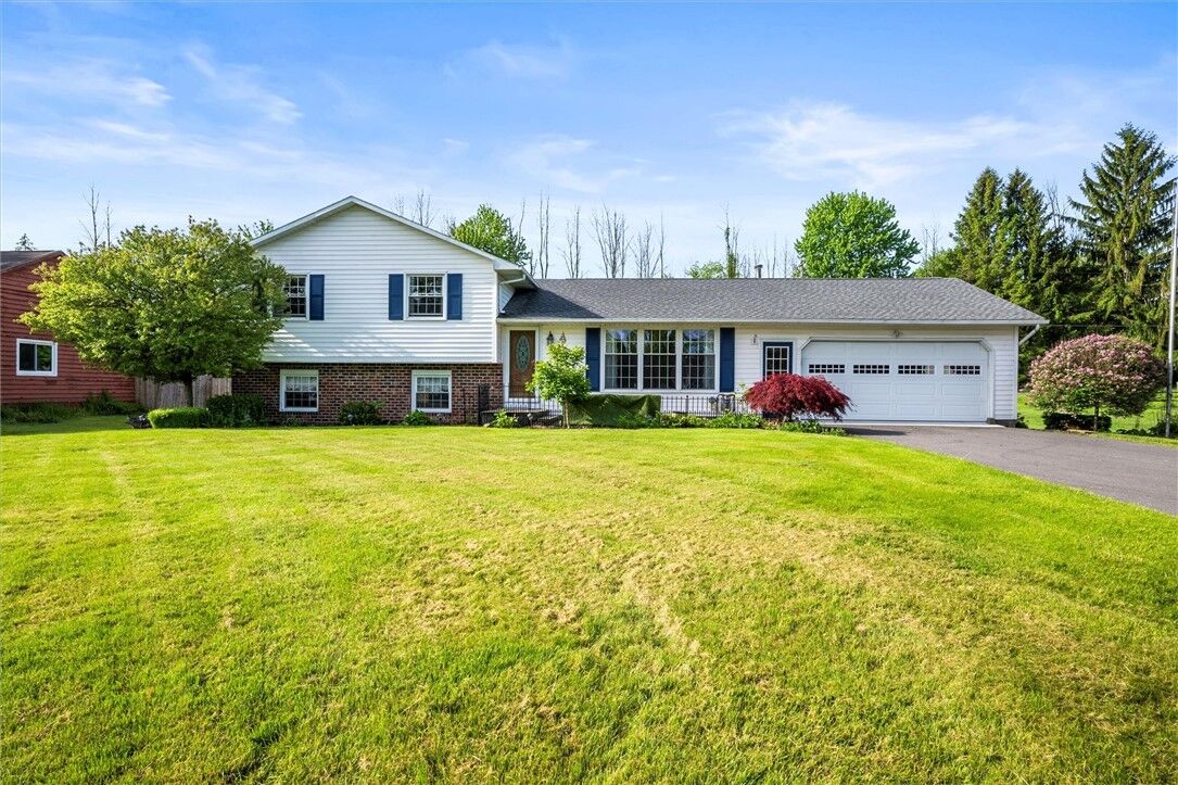 Property Photo:  17152 Brockport Holley Road  NY 14470 