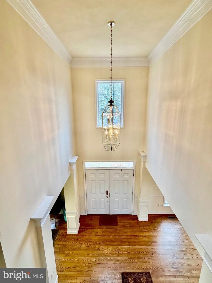 Property Photo: 7 Big Oak Court MD 20850