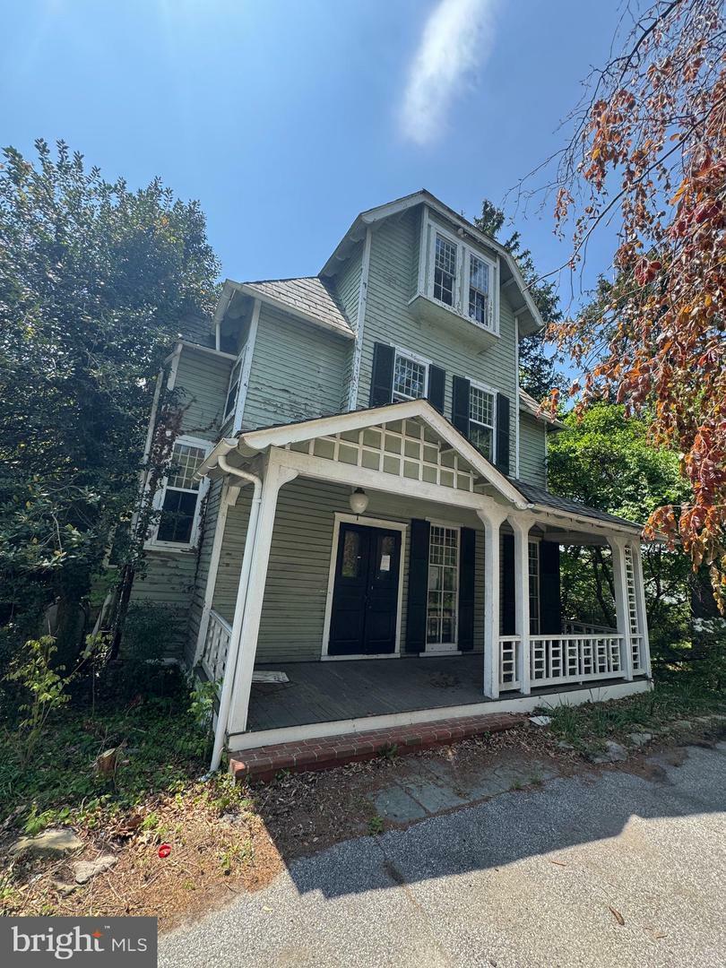 Property Photo: 7624 Lhirondelle Club Road MD 21204