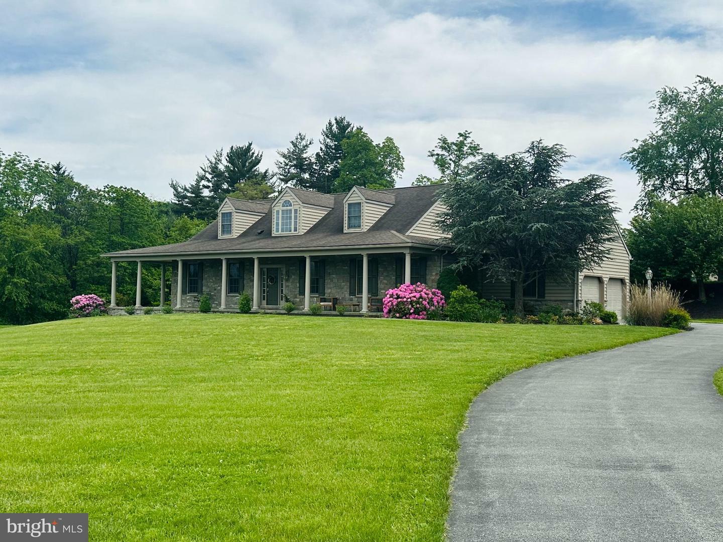 Property Photo: 15 Shetland Drive PA 17036