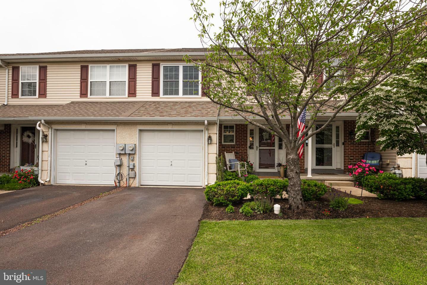 Property Photo: 1053 Almond Drive 3 PA 19460