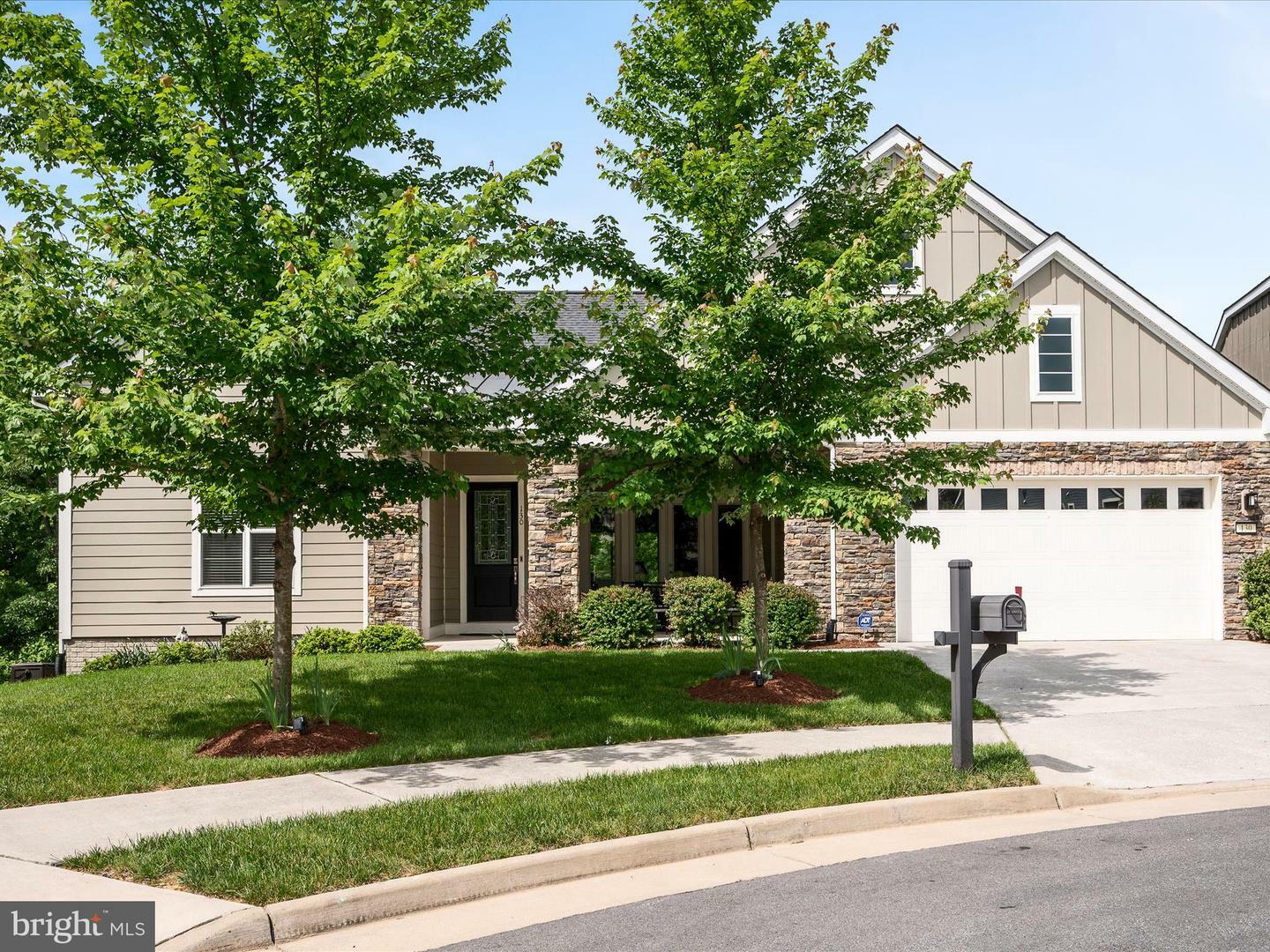 Property Photo: 130 Grosbeak Court VA 22630