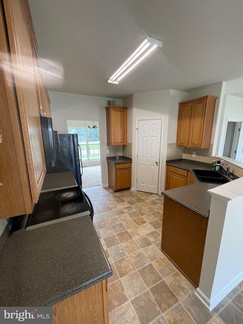 Property Photo: 1037 Bakersfield Lane VA 22401