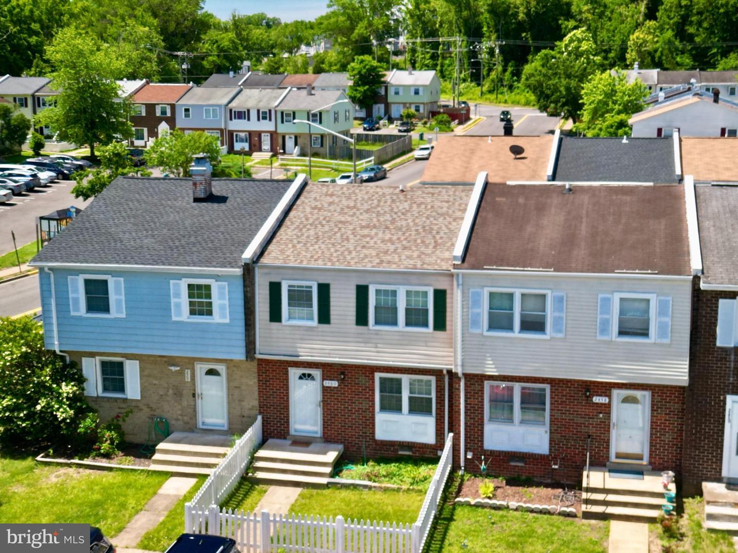 Property Photo: 2460 Kilpatrick Place VA 22026