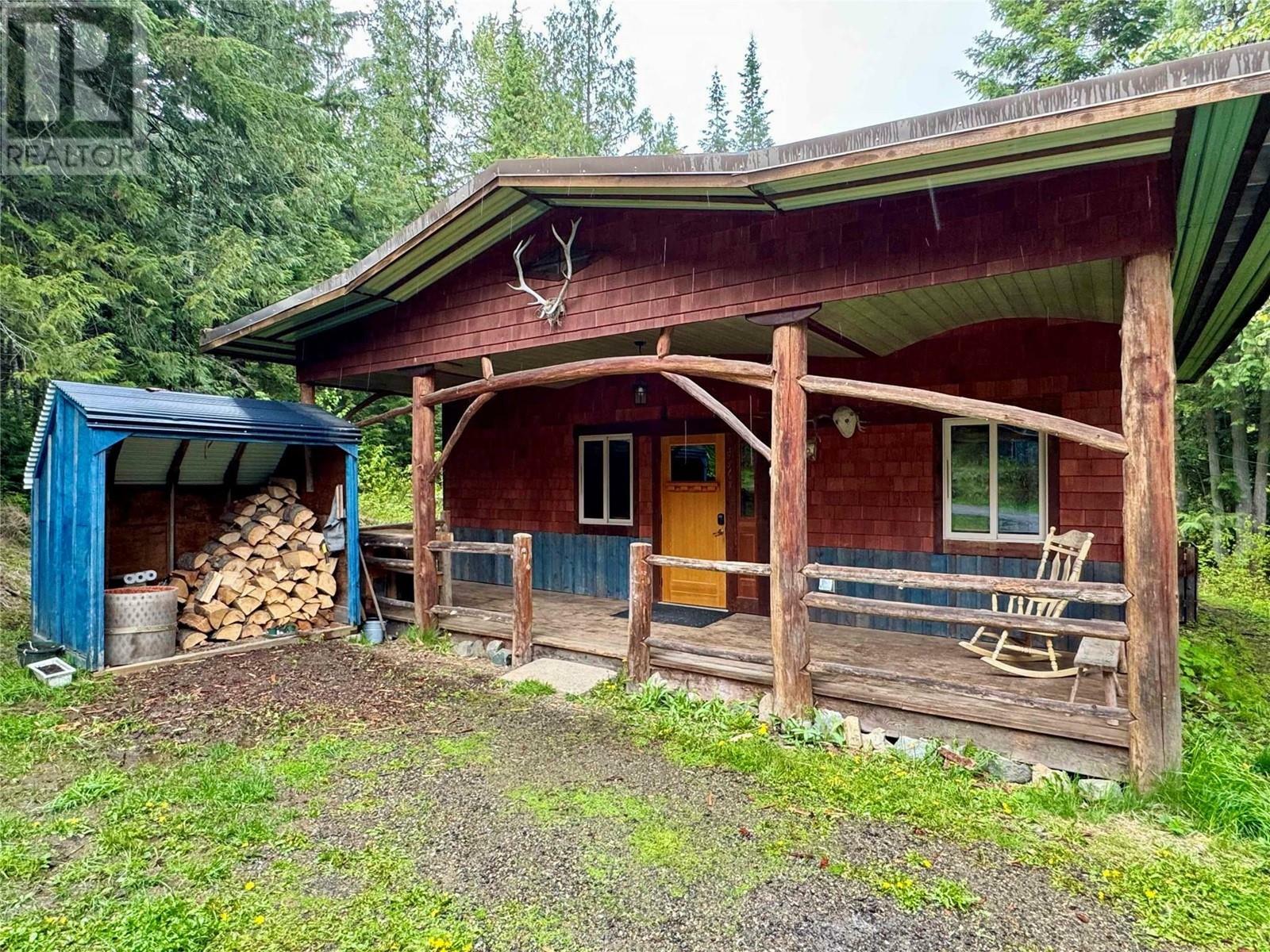 Property Photo: 6610 6 Highway BC V0G 2K0