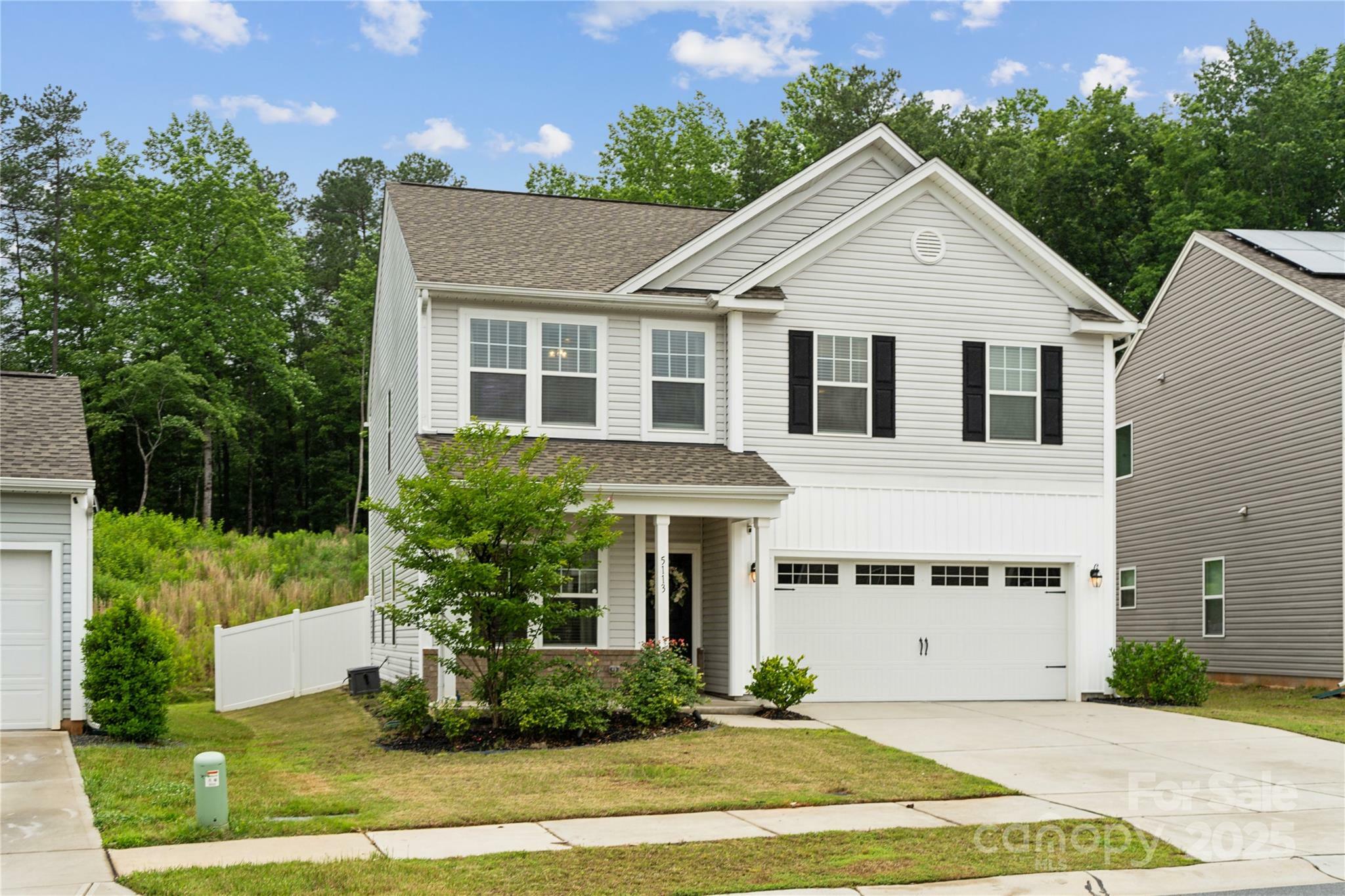 Property Photo: 5113 Saddleback Drive NC 28120