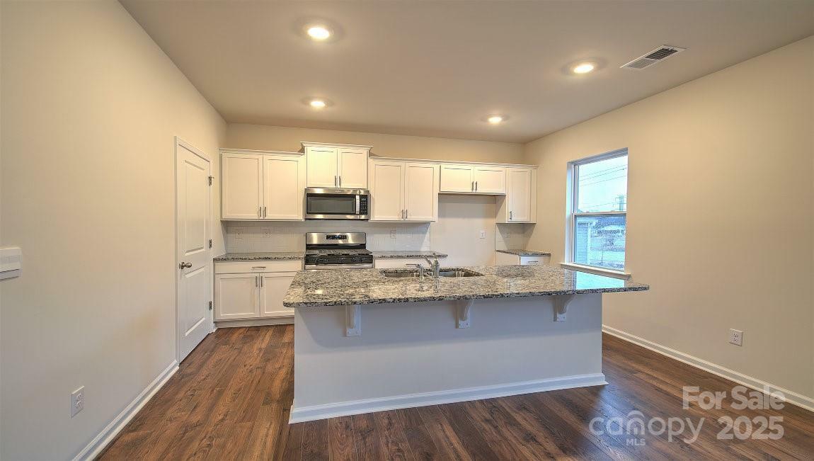 Property Photo:  831 Adelston Lane  NC 28804 