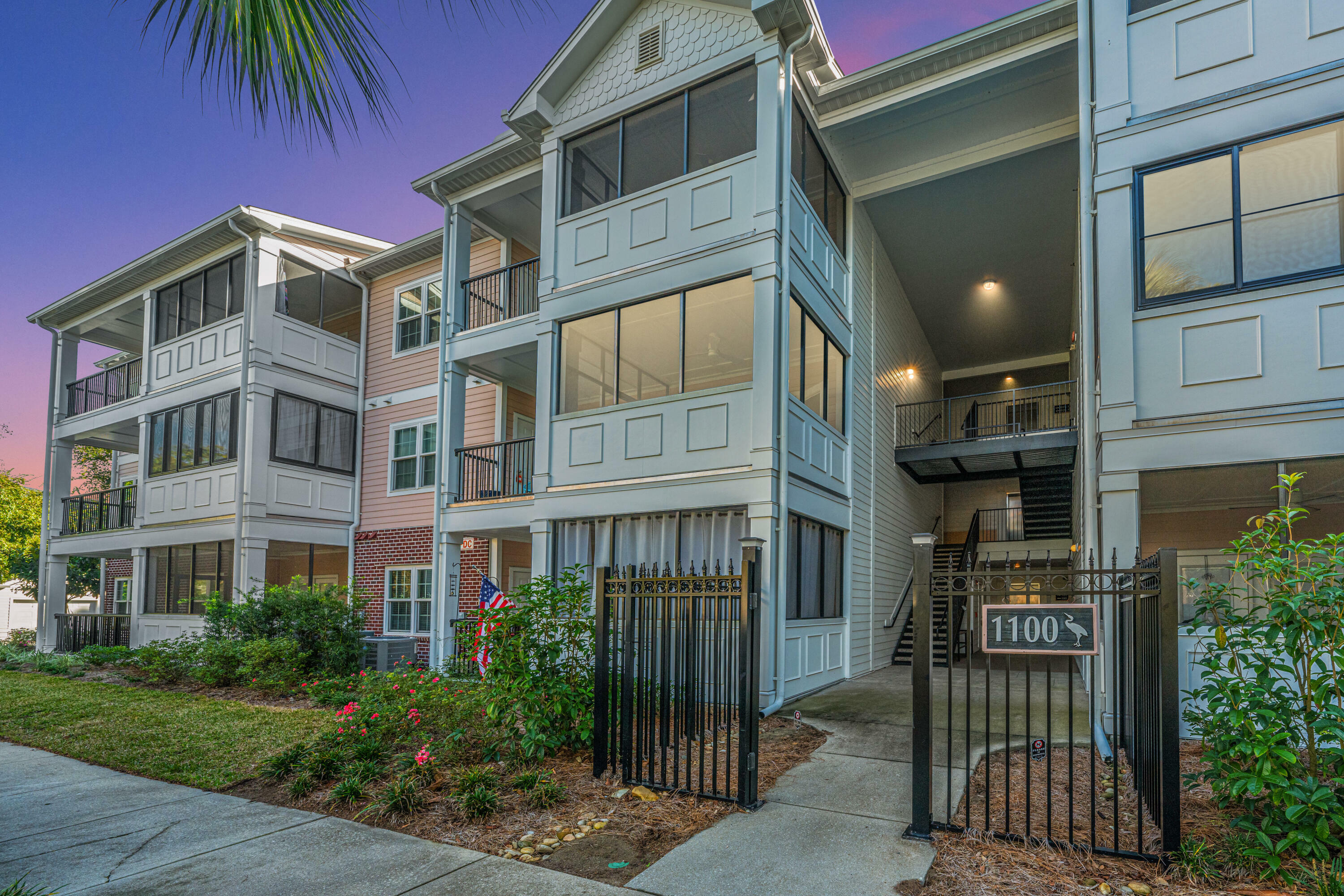 Property Photo: 1025 Riverland Woods Place # 1108 SC 29412
