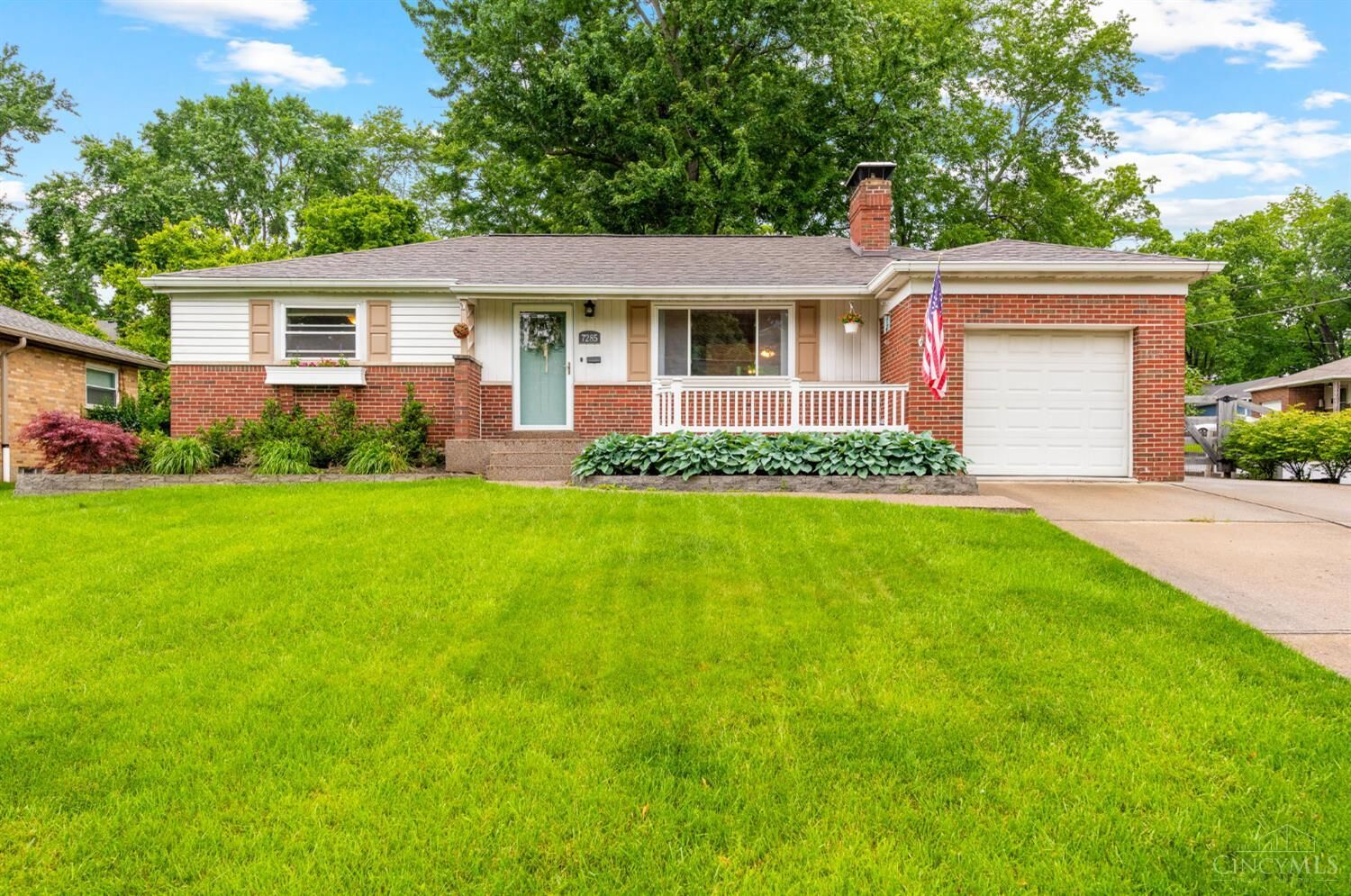 Property Photo: 7285 Berwood Drive OH 45243