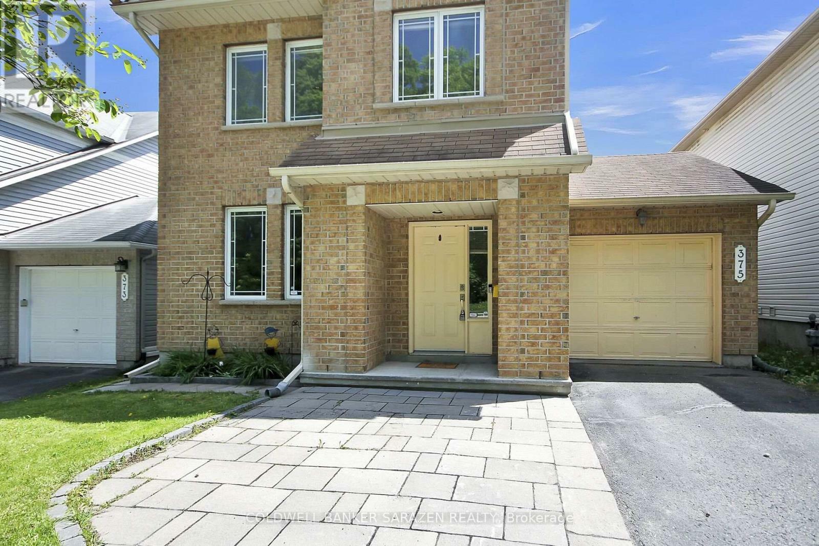 Property Photo: 375 Cresthaven Drive ON K2G 6Z6