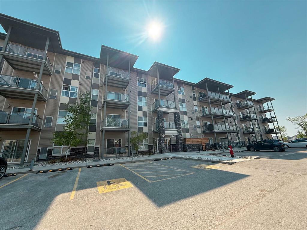 Property Photo: 65 Fiorentino Street MB R3W 0M2