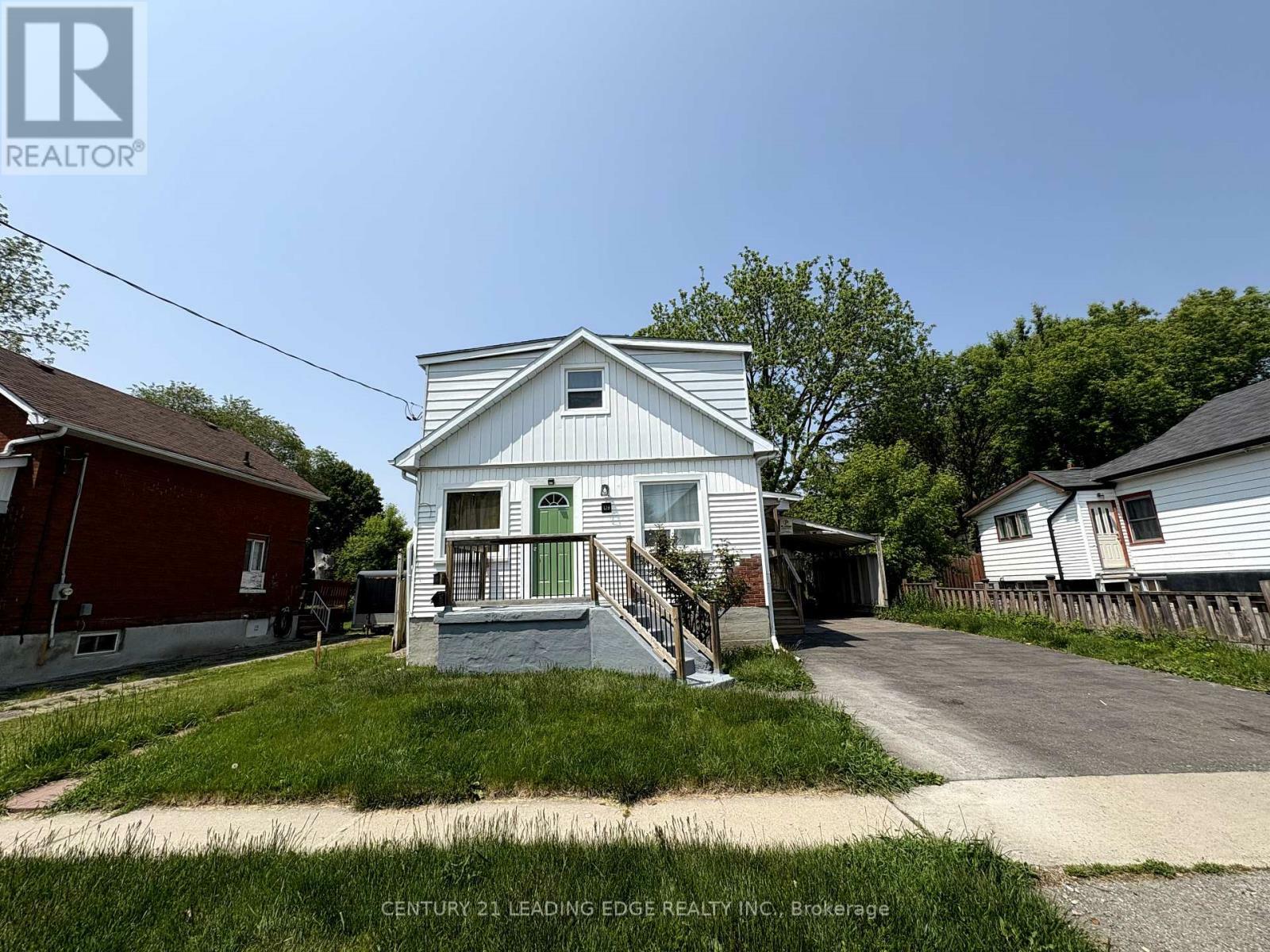 Property Photo: 128 Summer Street ON L1H 2K9