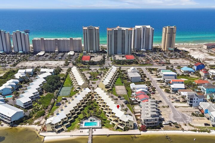 Property Photo:  8520 Gulf Boulevard 23  FL 32566