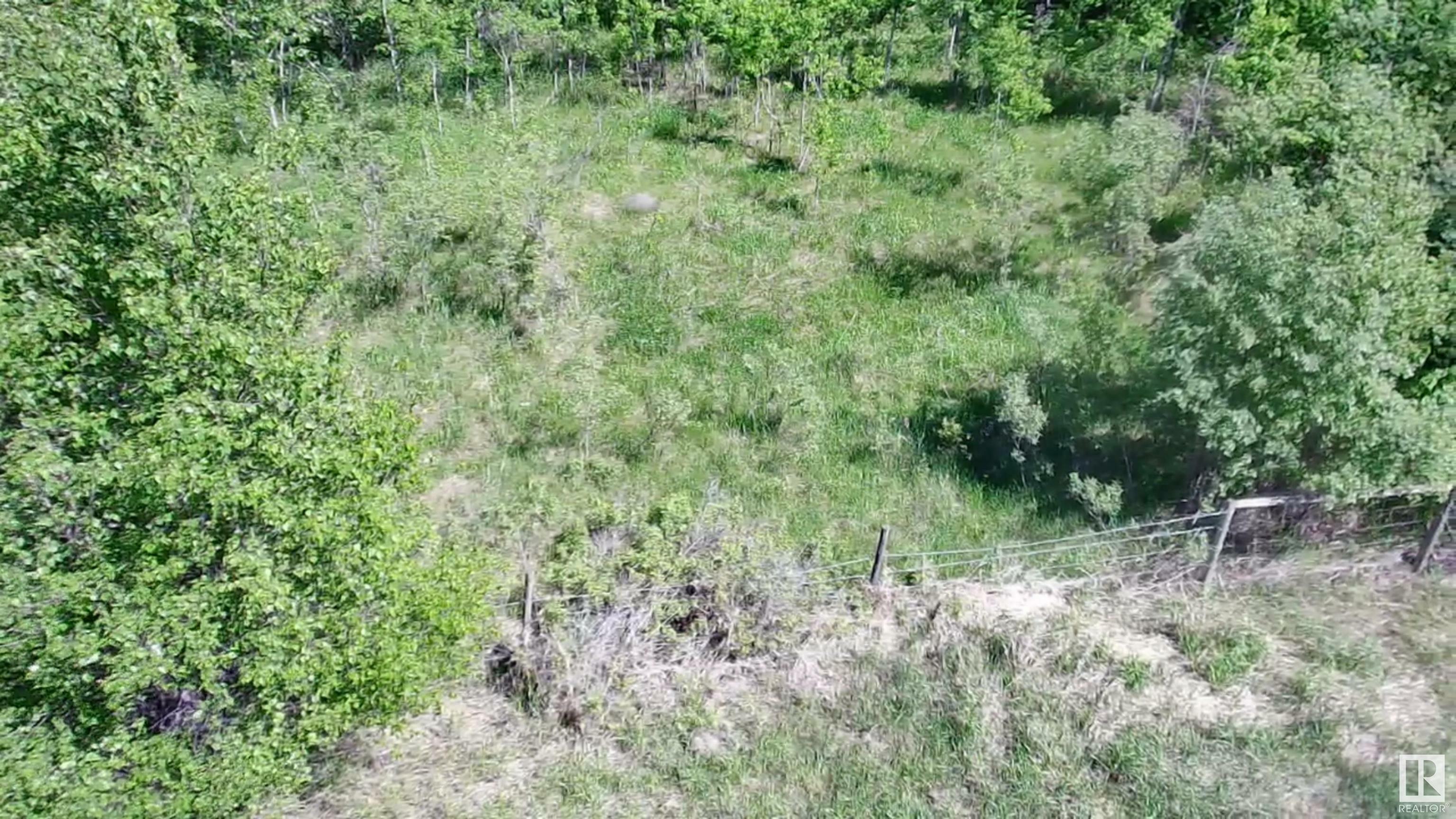 Property Photo:  50425 Rge Rd 225  AB T0B 3M1 