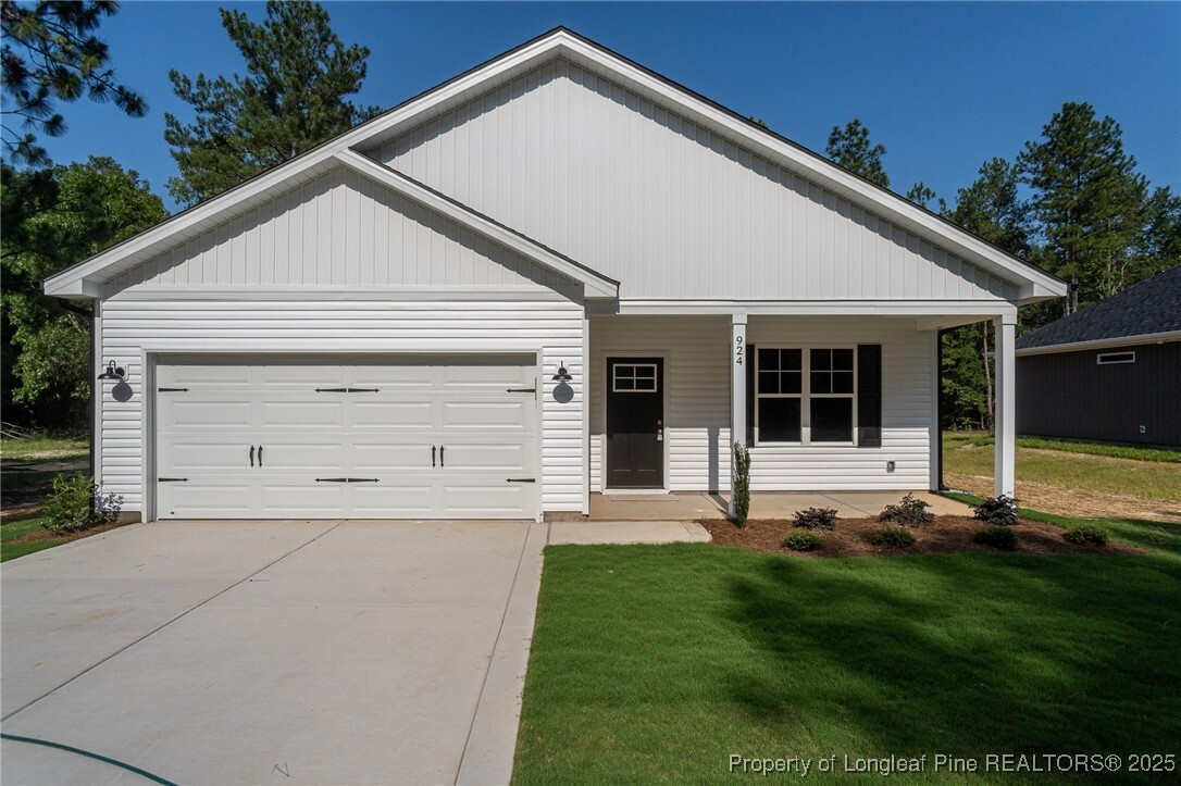 Property Photo: 924 Stevens Street NC 28376