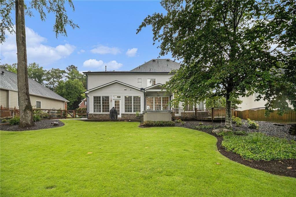 Property Photo: 525 Arbor Creek Court GA 30076