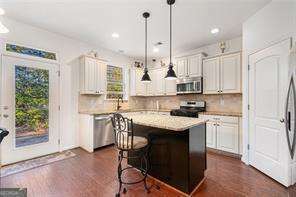 Property Photo: 121 Royal Sunset Drive GA 30157