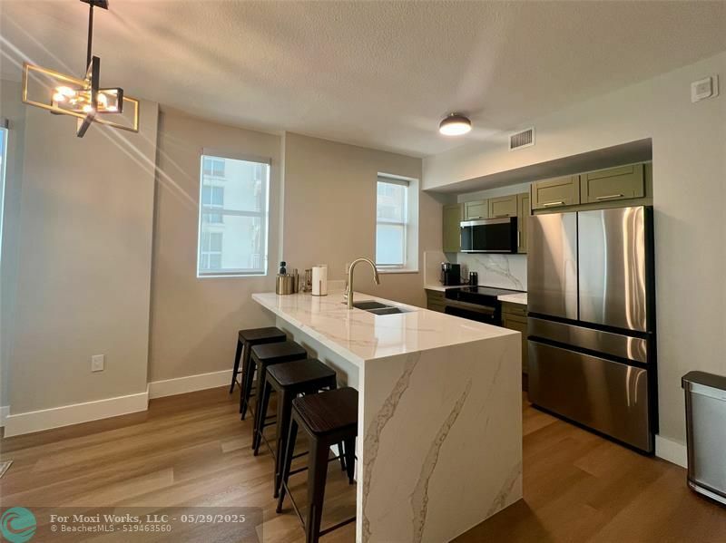 Property Photo:  7280 SW 90th St 401  FL 33156 
