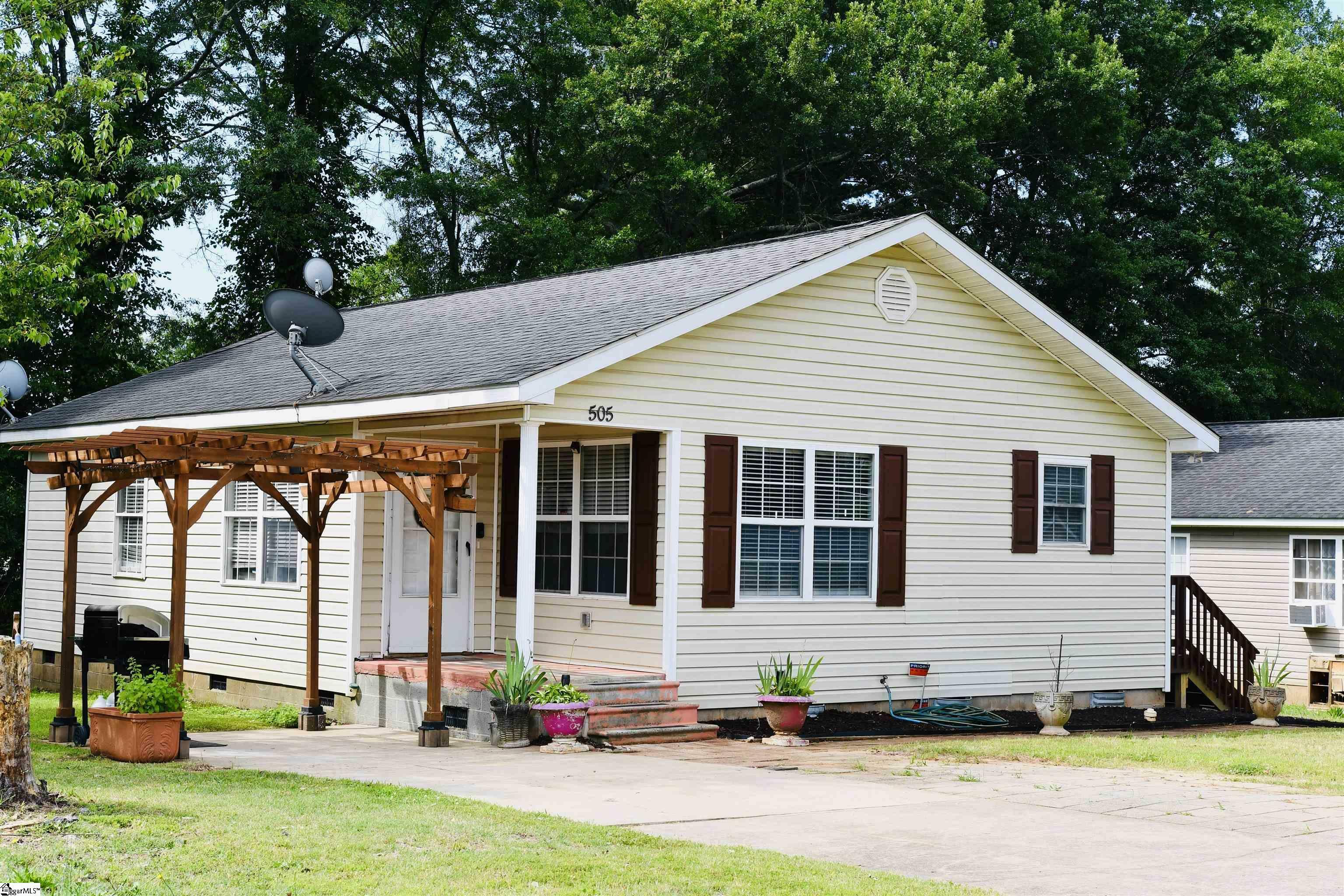 Property Photo: 505 W Miter Saw Court SC 29651